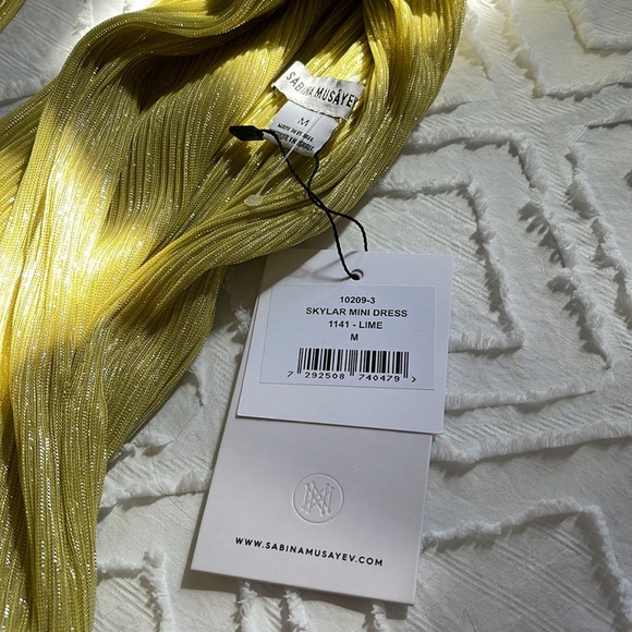 Sabina Musayen lime/green dress - Picture 7 of 7